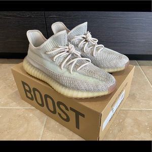 Yeezy 350 citrim color